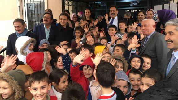Vatandaşla Buluşma Toplantısı Kaymakamımız Mustafa GÜLER başkanlığında Mustafapaşa İlkokulunda yapıldı.