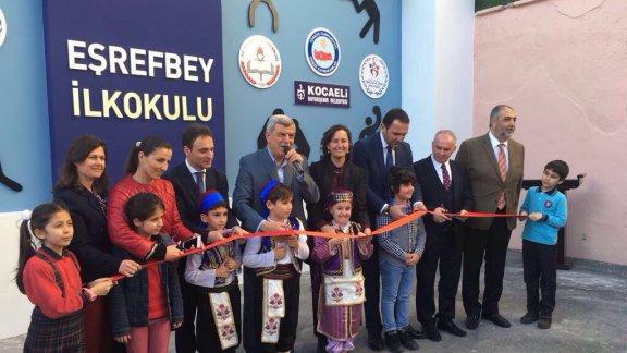 İlçe Milli Eğitim Müdürümüz Şener DOĞAN, Büyükşehir Belediye Başkanı İbrahim KARAOSMANOĞLU ile birlikte okul ziyaretleri gerçekletirdiler.