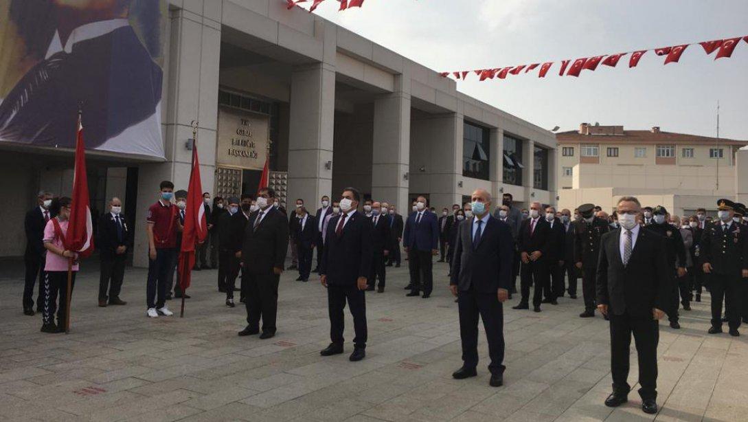 29 Ekim Cumhuriyet Bayramı Çelenk Sunma Töreni Gebze Kent Meydanı'nda gerçekleşti.