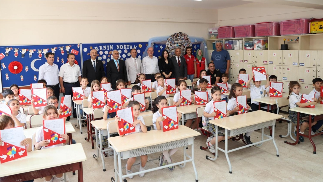 2024-2025 EĞİTİM ÖĞRETİM YILI DÖNEM SONU KARNE DAĞITIM TÖRENİ